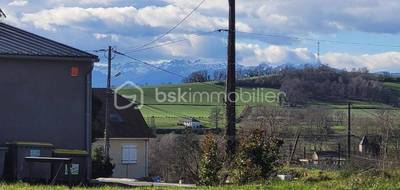 Terrain seul à Artigueloutan en Pyrénées-Atlantiques (64) de 983 m² à vendre au prix de 75000€ - 2