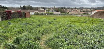 Terrain seul à Saint-Prouant en Vendée (85) de 695 m² à vendre au prix de 30580€
