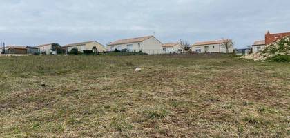 Terrain seul à Rouillac en Charente (16) de 608 m² à vendre au prix de 22000€
