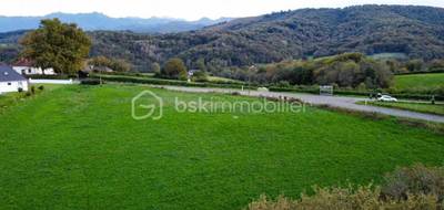 Terrain seul à Esquiule en Pyrénées-Atlantiques (64) de 1974 m² à vendre au prix de 64220€ - 2