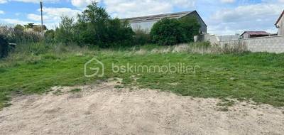 Terrain seul à Montdidier en Somme (80) de 784 m² à vendre au prix de 28000€ - 2