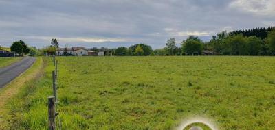Terrain seul à Écuras en Charente (16) de 8908 m² à vendre au prix de 65000€ - 3