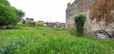Terrain seul à Chauriat en Puy-de-Dôme (63) de 630 m² à vendre au prix de 64000€ - 3