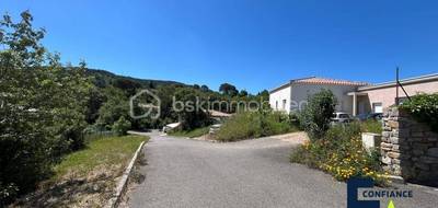 Terrain seul à Clermont-l'Hérault en Hérault (34) de 700 m² à vendre au prix de 158000€ - 1