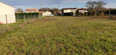 Terrain seul à Saint-Savinien en Charente-Maritime (17) de 1298 m² à vendre au prix de 36990€ - 1
