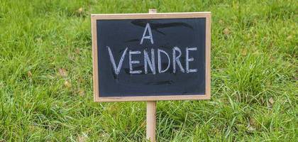 Terrain seul à Mesnières-en-Bray en Seine-Maritime (76) de 942 m² à vendre au prix de 54500€