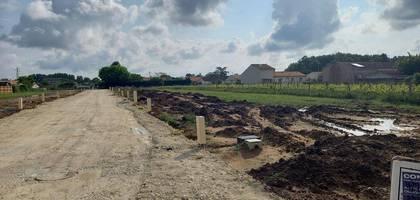 Terrain seul à Saujon en Charente-Maritime (17) de 328 m² à vendre au prix de 82250€