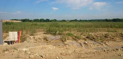 Terrain seul à Pécy en Seine-et-Marne (77) de 400 m² à vendre au prix de 82000€