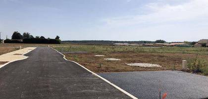 Terrain seul à Roullet-Saint-Estèphe en Charente (16) de 780 m² à vendre au prix de 43000€