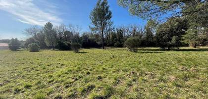 Terrain seul à Tourves en Var (83) de 500 m² à vendre au prix de 140000€