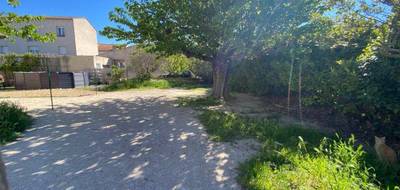Terrain seul à Le Thor en Vaucluse (84) de 209 m² à vendre au prix de 90450€ - 1