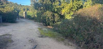 Terrain seul à Roquebrune-sur-Argens en Var (83) de 649 m² à vendre au prix de 349000€ - 2