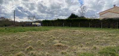 Terrain seul à Nieul-lès-Saintes en Charente-Maritime (17) de 520 m² à vendre au prix de 38800€ - 1