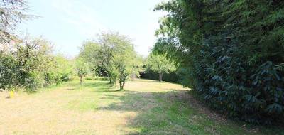 Terrain seul à Attignat en Ain (01) de 1708 m² à vendre au prix de 78000€ - 3