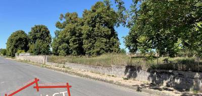 Terrain seul à Maringues en Puy-de-Dôme (63) de 640 m² à vendre au prix de 55000€ - 3