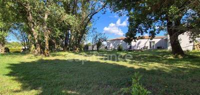 Terrain seul à Saint-Sulpice-de-Royan en Charente-Maritime (17) de 575 m² à vendre au prix de 149900€ - 4