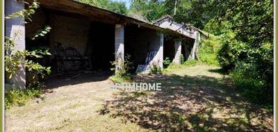 Terrain seul à Chalais en Charente (16) de 2570 m² à vendre au prix de 19900€ - 1