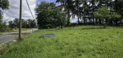 Terrain seul à Saint-Junien en Haute-Vienne (87) de 5990 m² à vendre au prix de 83000€ - 3