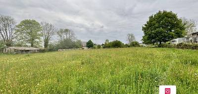 Terrain seul à Chapdes-Beaufort en Puy-de-Dôme (63) de 3293 m² à vendre au prix de 104000€ - 1