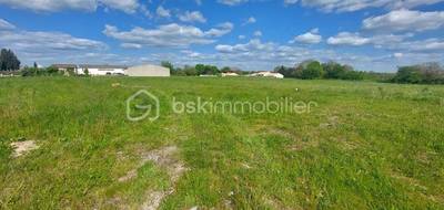 Terrain seul à Ardin en Deux-Sèvres (79) de 870 m² à vendre au prix de 20500€ - 2