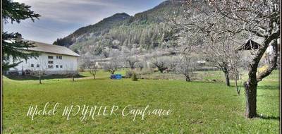 Terrain seul à Champcella en Hautes-Alpes (05) de 1065 m² à vendre au prix de 165000€ - 1