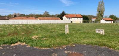 Terrain seul à Hiesse en Charente (16) de 981 m² à vendre au prix de 11382€ - 2
