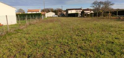 Terrain seul à Saint-Savinien en Charente-Maritime (17) de 1298 m² à vendre au prix de 33590€ - 1
