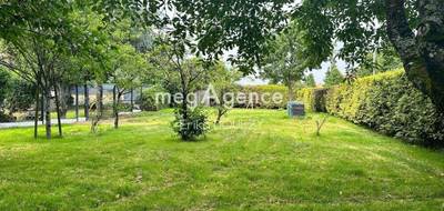 Terrain seul à Yzernay en Maine-et-Loire (49) de 663 m² à vendre au prix de 45000€ - 2