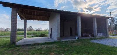 Terrain seul à Hinx en Landes (40) de 2825 m² à vendre au prix de 152500€ - 3