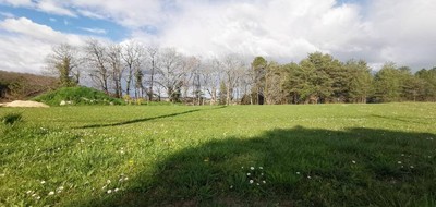 Terrain seul à Lacropte en Dordogne (24) de 4503 m² à vendre au prix de 40000€