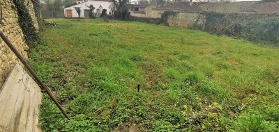 Terrain seul à Vérines en Charente-Maritime (17) de 363 m² à vendre au prix de 121490€