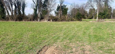 Terrain seul à Saint-Martin-de-Crau en Bouches-du-Rhône (13) de 500 m² à vendre au prix de 179900€