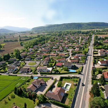 Image du post Lagnieu (01) : plusieurs terrains à vendre au lotissement « Le Domaine des Mésanges »