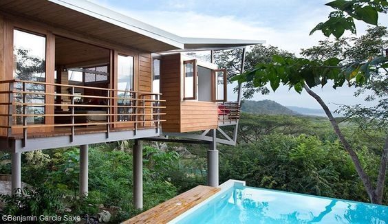 Image du post Construire sa maison sur un terrain en pente : comment faire et à quel coût ?