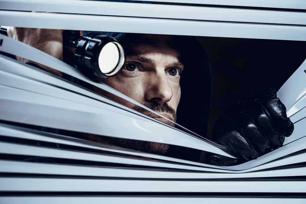 Image du post Risquez-vous d’être cambriolé cet été ? Les chiffres officiels des cambriolages…