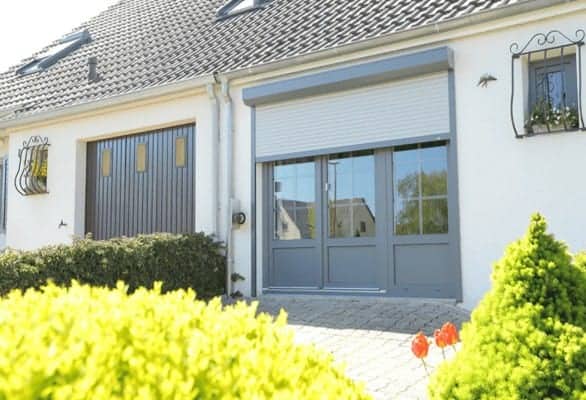 porte fenetre avec volet déroulant