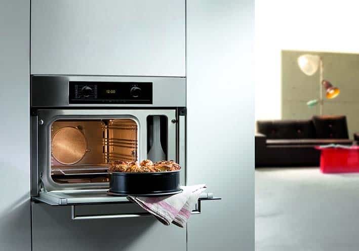 four vapeur Miele