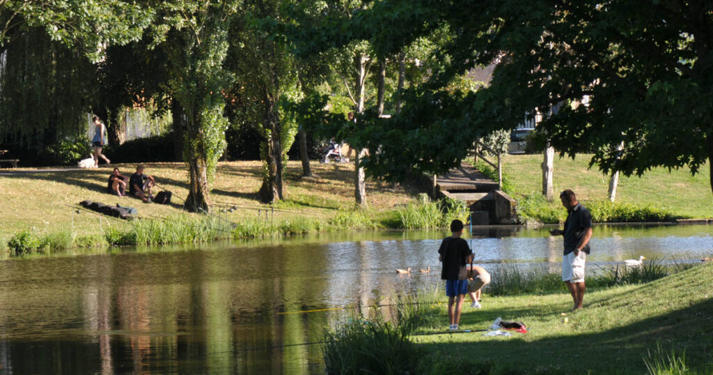 lac de Saint André de la Marche, une commune déléguée de la commune nouvelle de Sèvremoine