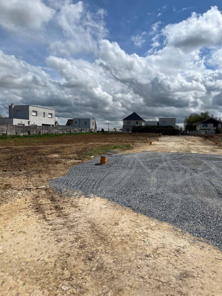 travaux de viabilisation du lotissement "les jardins d'Athis", à Eterville (14)