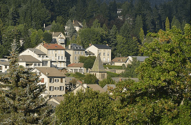 commune de moyenne montagne Le Chambon-sur-Lignon, en Haute-Loire (43)