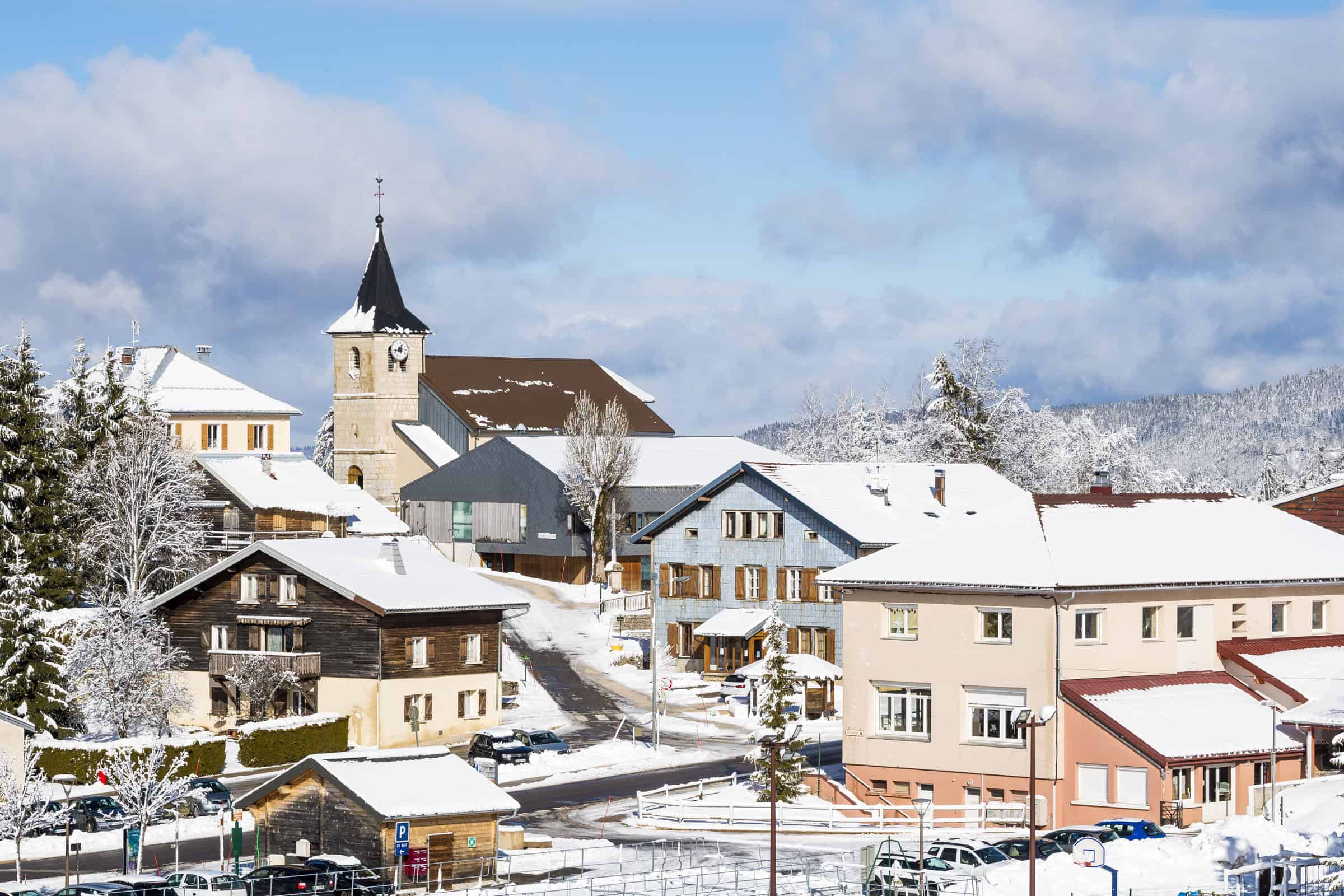 commune de Prémanon sous la neige, dans le Jura (39)