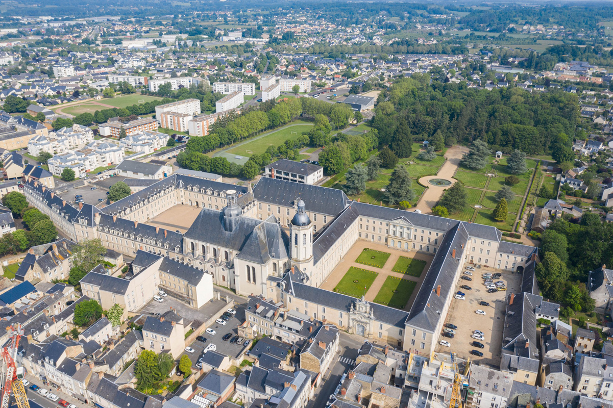 vue sur la commune de La Flèche, dans la Sarthe (72)