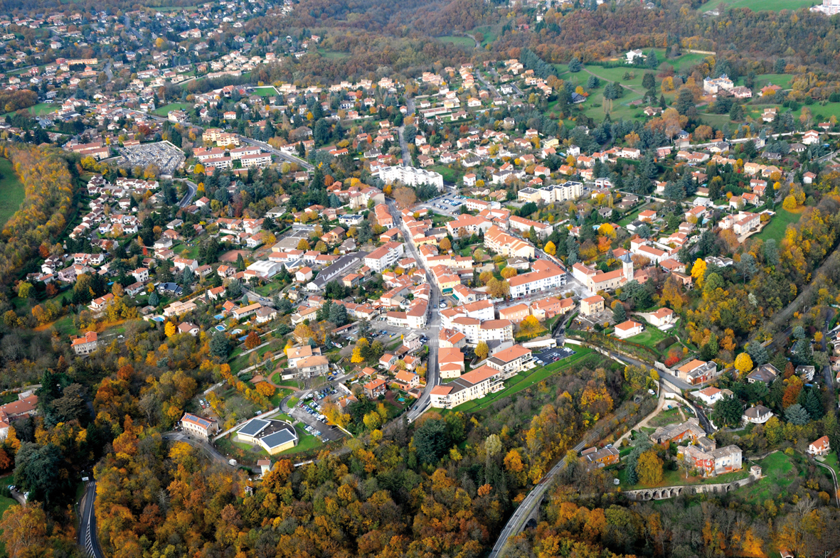 vue sur la commune de Francheville, dans le Rh&ocirc;ne (69)
