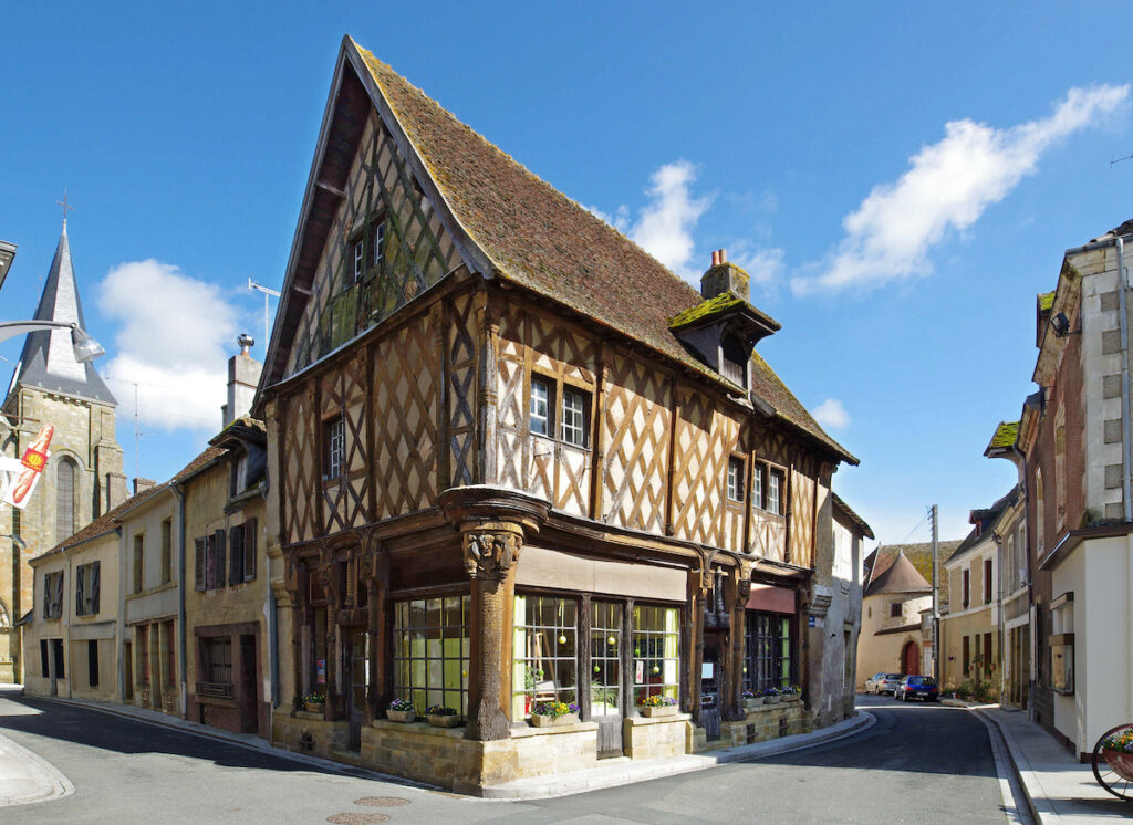 maison en bois dans la commune de Levroux, en Indre (36)
