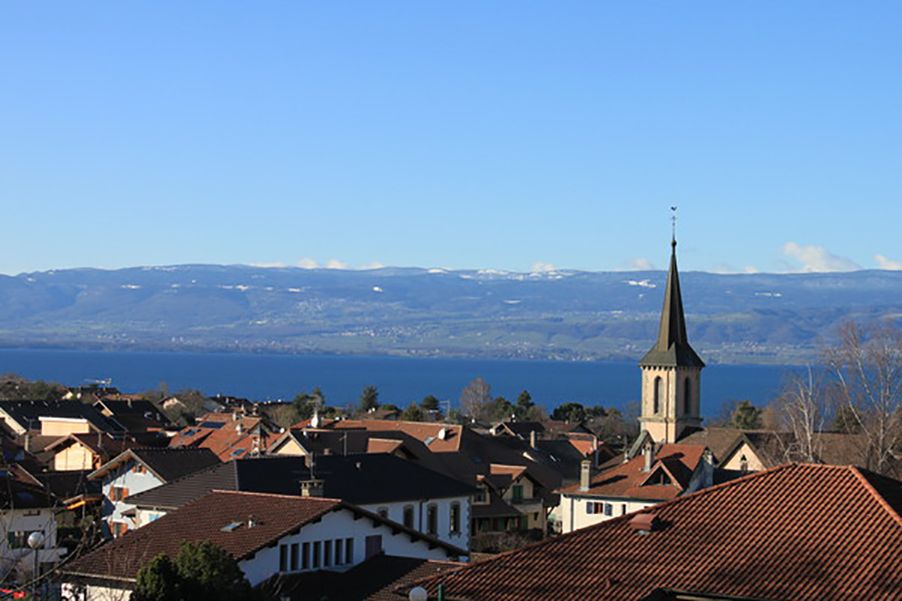 vue sur le village d'Anthy-sur-Léman, en Haute-Savoie (74)