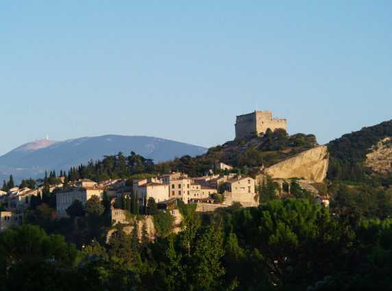vue sur Vaison-la-Romaine, dans le Vaucluse (84)