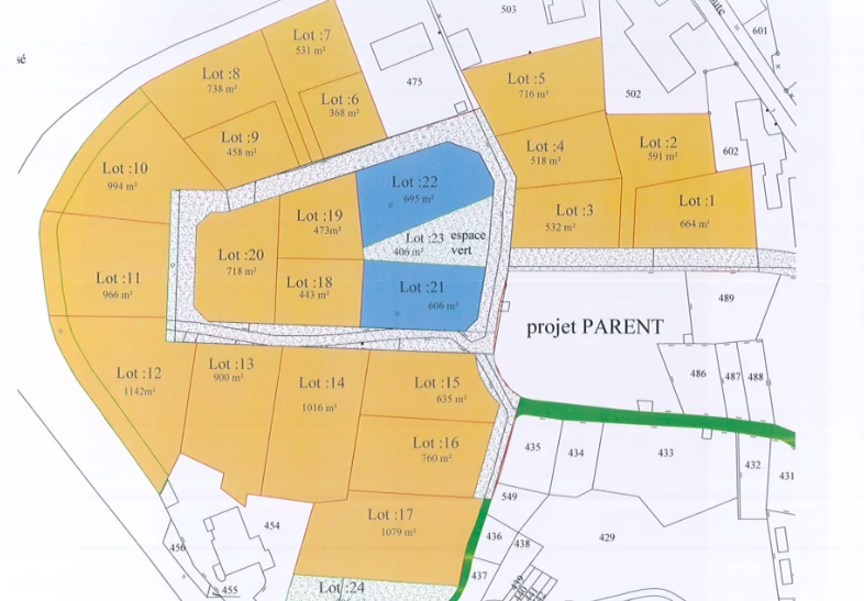 Image du post Parent (63) : plusieurs terrains à vendre dans un environnement privilégié ! 