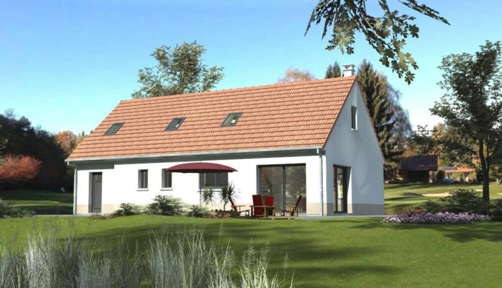 maison de plain-pied avec combles aménagés et toit rouge, par le constructeur Maisons Les Naturelles