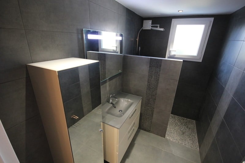Installer une douche italienne : mode d emploi Avantages