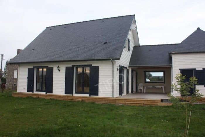 maison bois traditionnelle en kit de tiro